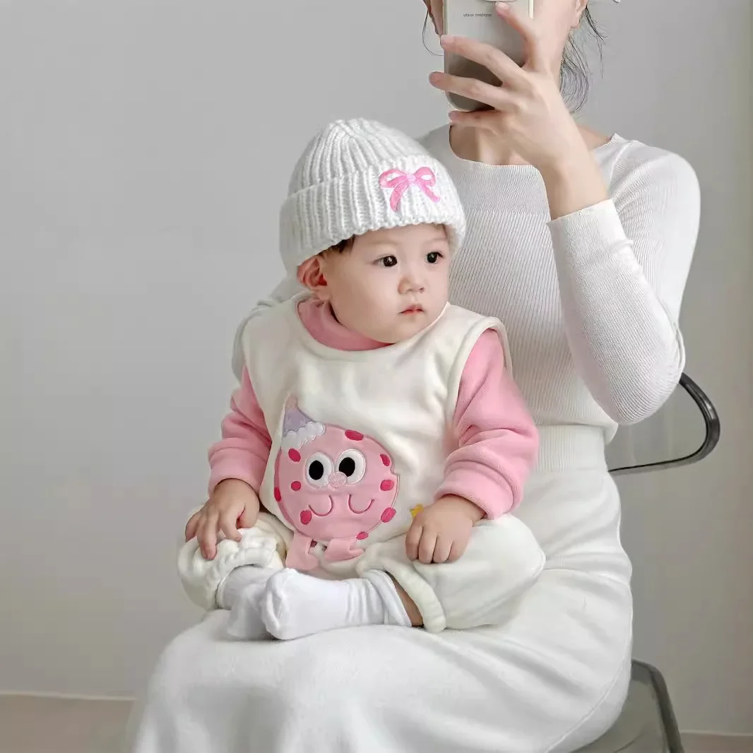 2024 Rompers Autumn/Winter Plus Fleece New Baby Clothing Cute Pink Cake Egg Suspenders Two-piece Suit Bodysuits