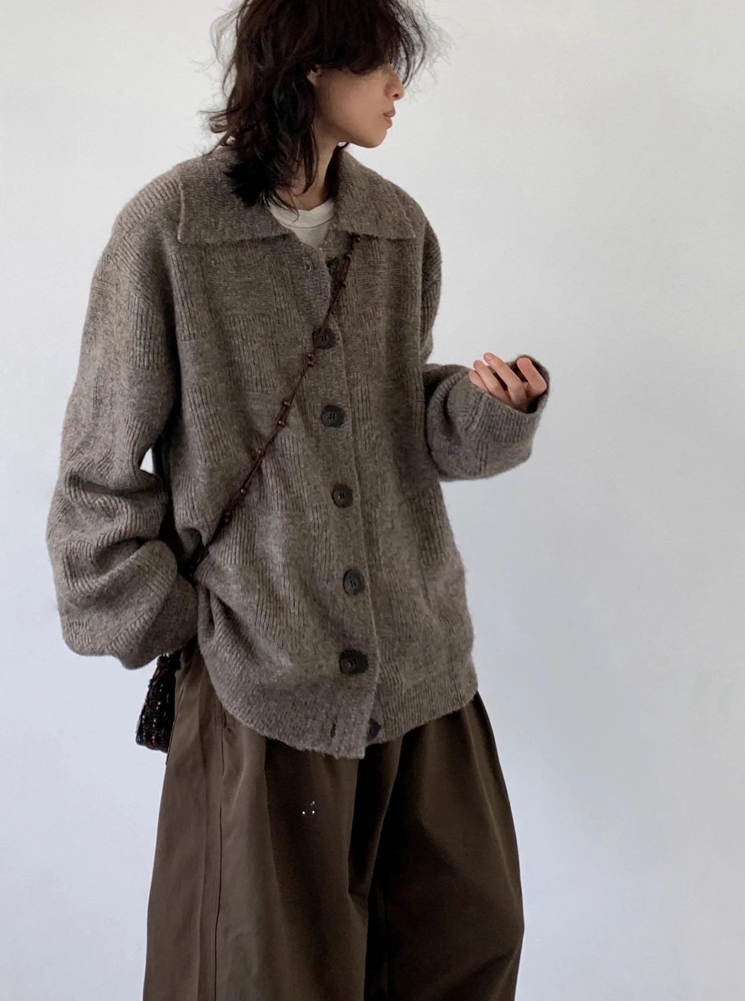 

Retro Neutral Knitwear Casual Sle Polyester Fiber Long Sve Open Cardigan Sweater for Men And Women Autumn Winter Faion...