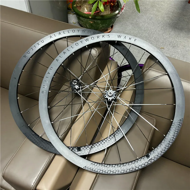 NEW 700C frame height 38MM road car straight pull pure V brake disc brake  six-hole lock quick detach road bicycle wheel set