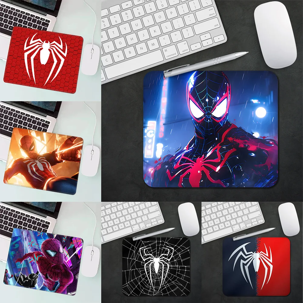 Fashion Super Hero S-Spider-Mans Gaming Mouse Pad XS Small Mousepad for PC Gamer Desktop Decoration Office Mouse Mat Deskmat Rug