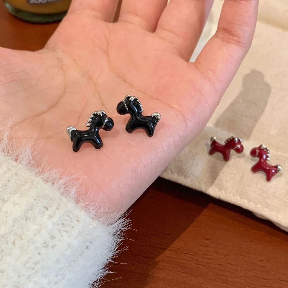 أقراط متدلية رائعة وفريدة من نوعها على شكل حيوانات كولت هورس للنساء والفتيات مجوهرات مصنوعة من سبائك الذهب والفضة المطلية