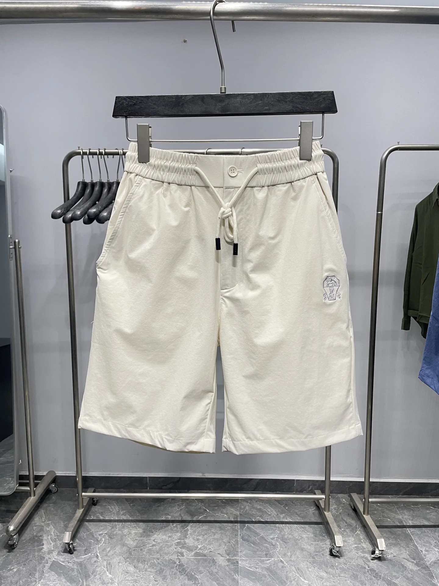 Italian Vintage  Men's Shorts Elastic Waist Drawstring Straight Leg Simple Casual Sport Five-Quarter Length