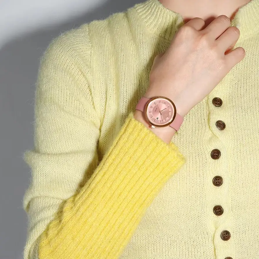 

Original NAVIFORCE New Luxury Elegant Wind Rose Gold Ladies Watch Fashion High Quality PU Strap Design Women's Watch Daily Wear