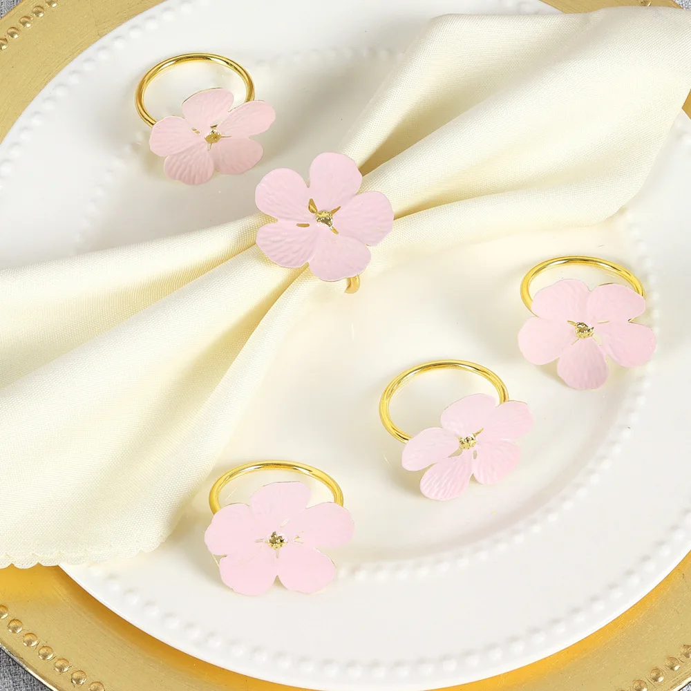 Sophisticated Five Petal Flower Napkin Ring Enamel Plated Napkin Holder Decorative Table Accessory For Home Wedding