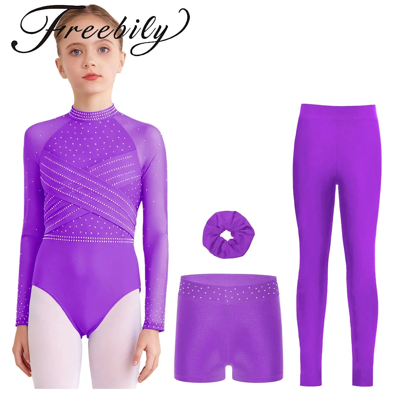 

Детский танцевальный костюм для девочек: прозрачный сетчатый купальник с перекрестной отделкой спереди и стразами, шорты-леггинсы с поясом из страз и повязка для волос.