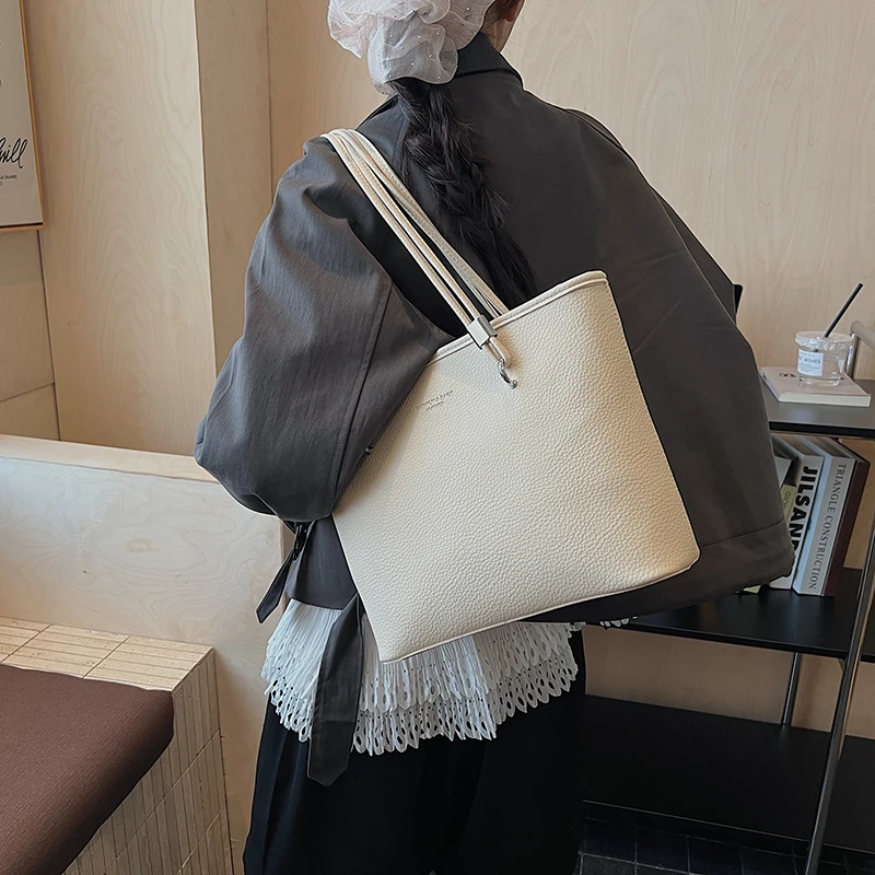 Bolso de mano clásico de diseñador de lujo a la moda de cuero elegante para mujer, bolso de hombro tipo bandolera para uso moderno diario