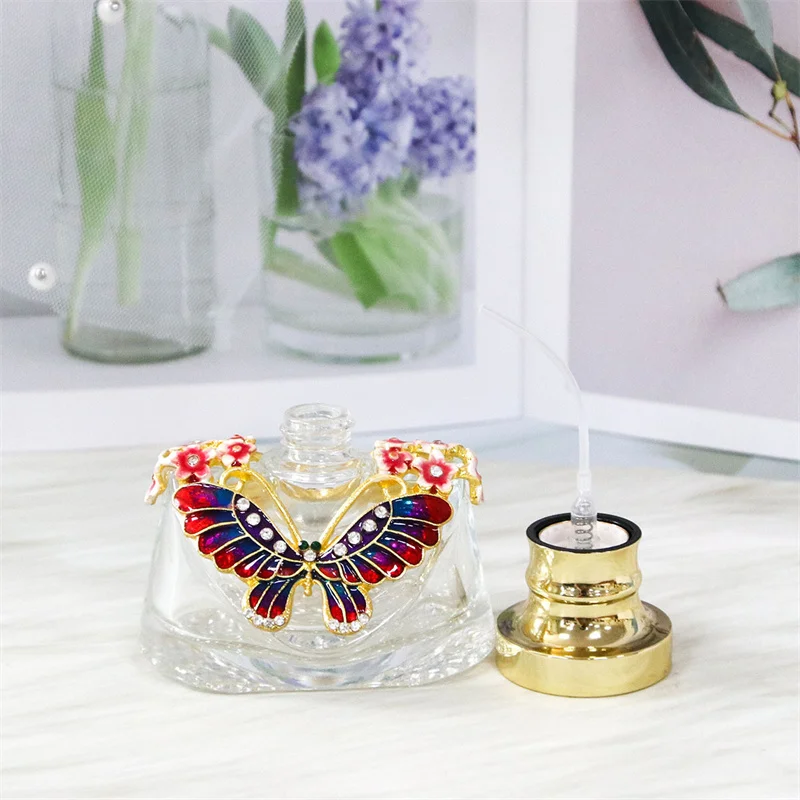 30pcs 30ml Reusable Clear Perfume Bottle Handmade Diamond Inlay Metal Butterfly Spray Glass Arab Perfume Bottle