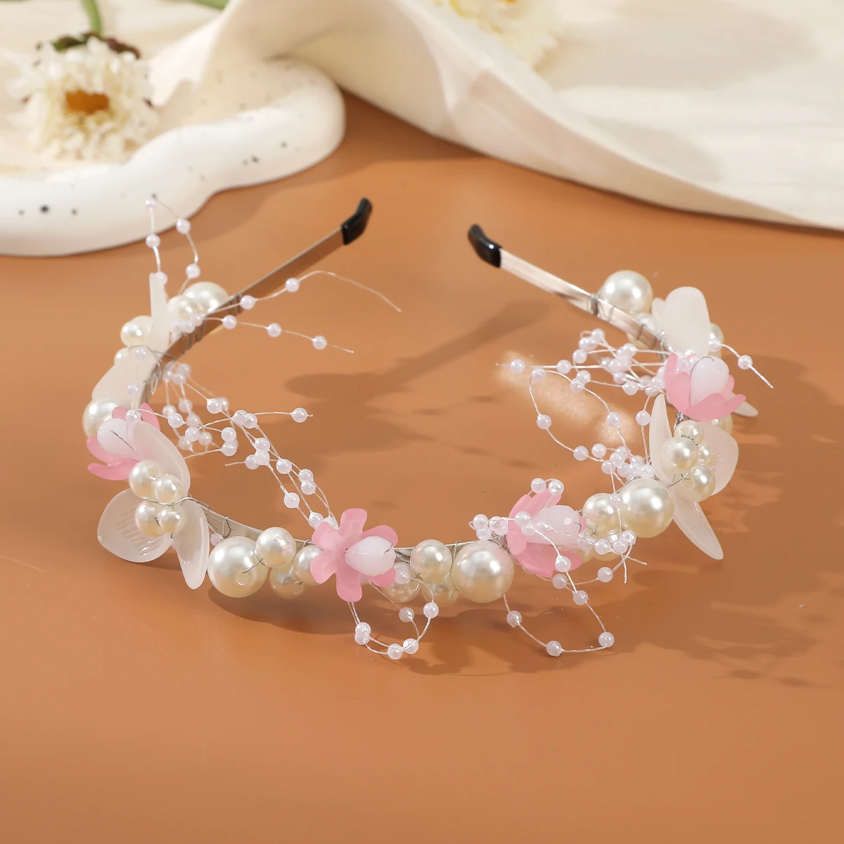 AWAYTR Elegant Girls Pearl Headbands Bridal Wedding Hairband Flower Hair Bands Wreath Bride Garland Head Hoop Hair Accessories