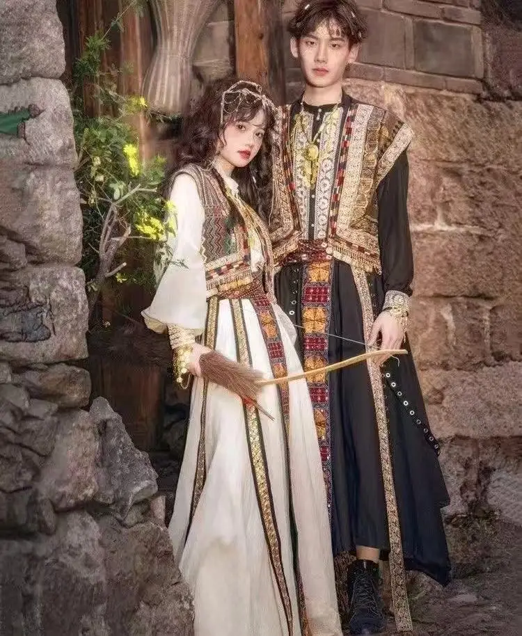 

Vintage National Style Clothing Men Women Exotic Princess Uniform Couples Traditional Wedding Photography Suit Stage Show Outfit