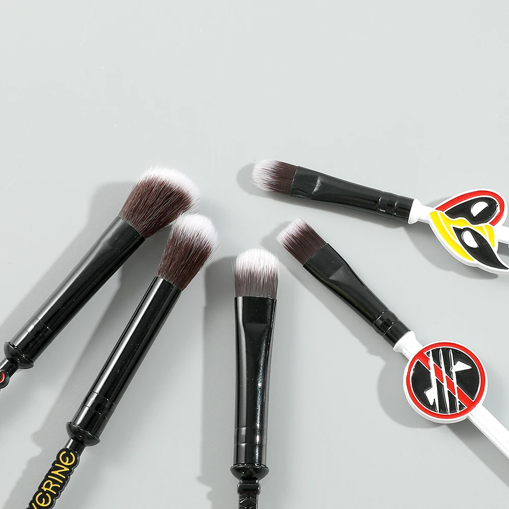 5pcs/set Marvel Deadpool and Wolverine Best Friends Makeup Brush Set Women Beauty Tool Professional Metal Brushes