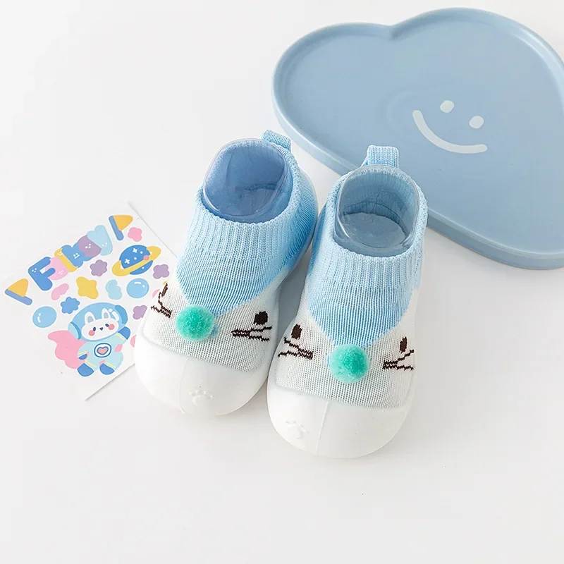 أحذية أطفال مانعة الانزلاق ، أسفل لينة ، موديلات من عمر 1-3 سنوات ، رجال ونساء ، ربيع وخريف