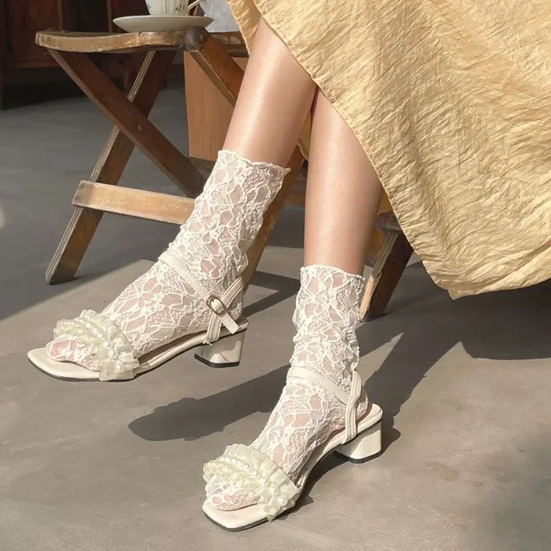 

Women Socks Retro Lace Floral Mesh Lolita Cute Socks Thin Middle Tube Transparent Socks Girl Sweet Breathable Designer