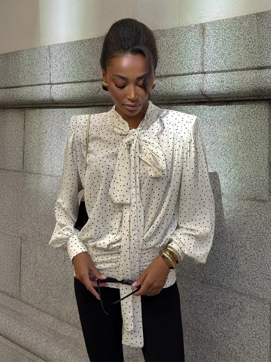 

Новинка! Рубашка Bornladies 2026 весна: французский стиль, в горошек, на шнуровке, свободного кроя, из шифона, с длинными рукавами и лентами.