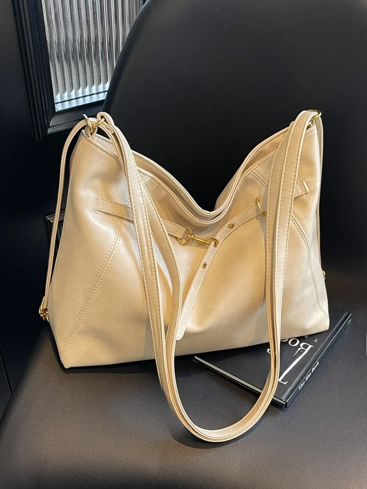 

Повседневная женская сумка-тоут большой емкости, новинка 2023 года, сумка через плечо на одно плечо, легкая двойная сумка в стиле ретро...