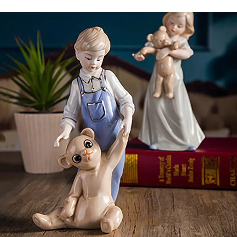 Boy/girl Exquisite Porcelain Statue Character Ceramic Bear Figure Sculpture Desk Decoration Gold Plated Crafts Ornaments