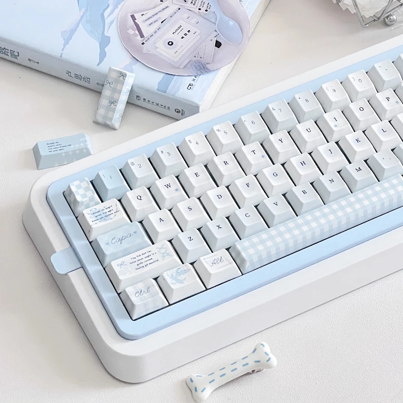 

Fish Swimming Blue Theme Keycaps Set PBT Cherry Profile Custom Original Handmade Keycaps for Mechanical Keyboard Accessories