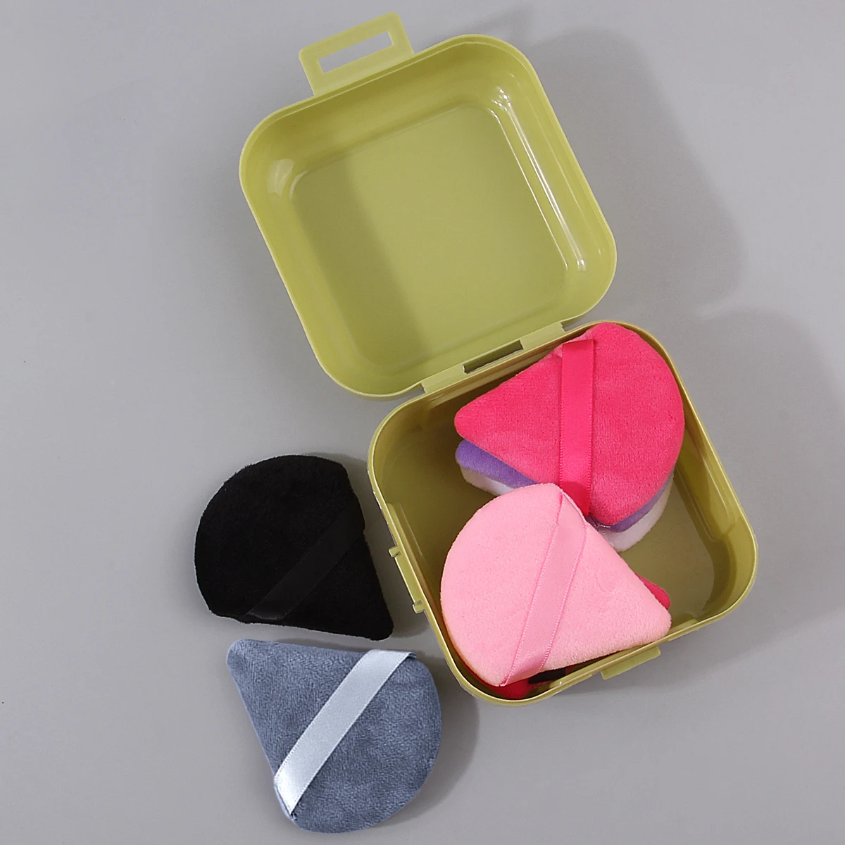 Juego de caja de almacenamiento de 8 Uds., esponja triangular para polvos con ajuste de colores mezclados al azar, esponja de maquillaje, esponja suave y gruesa, cojín de aire pow