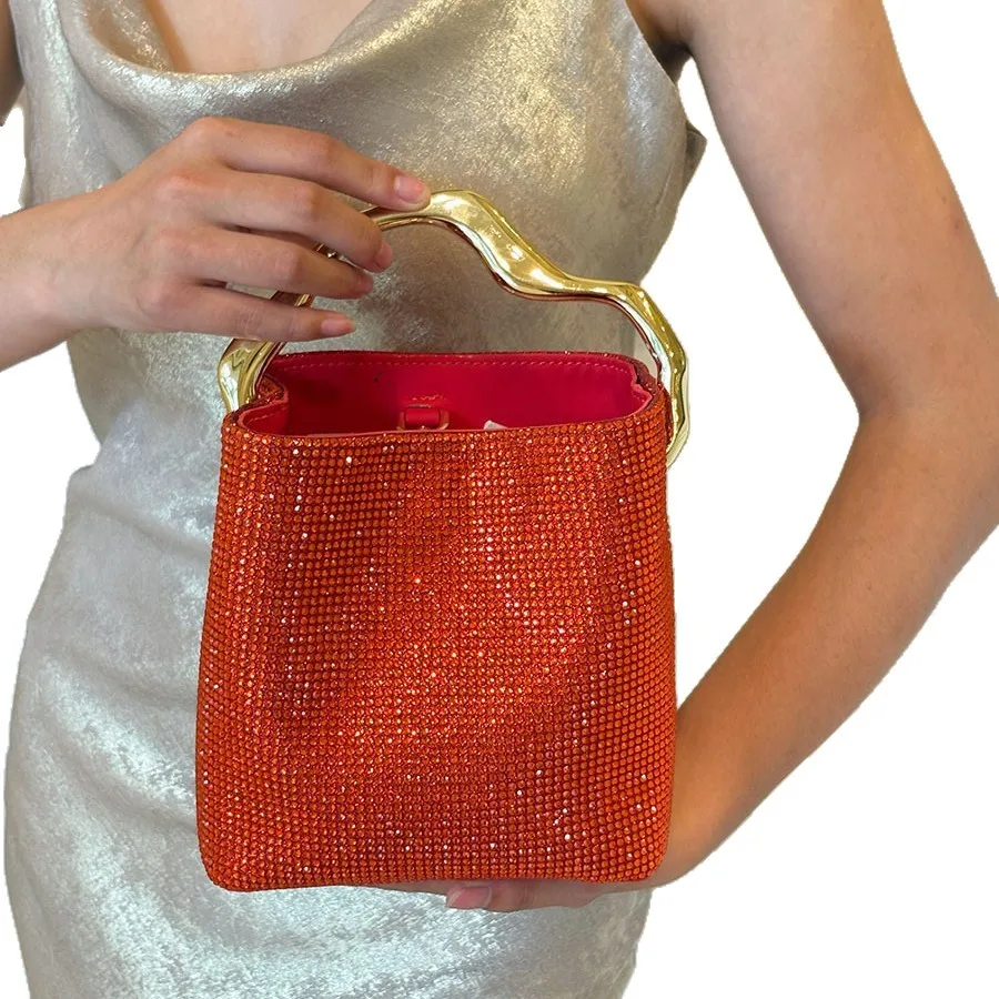 Stylish and high-texture shiny square diamond bucket bag niche new evening bag temperament portable dinner bag view 5