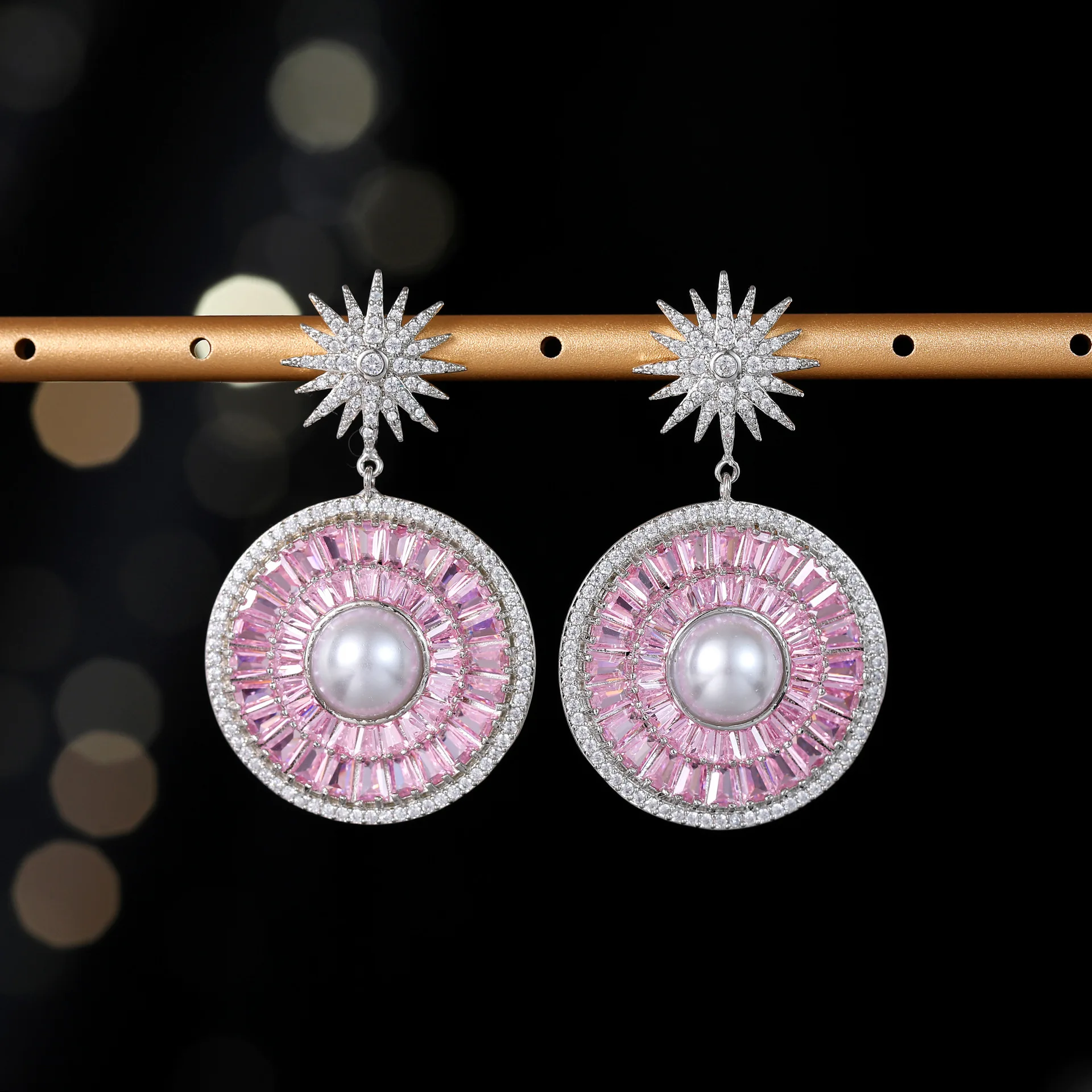 

Women High End Round Pearl Zircon Earrings Luxury Exaggerated Design Shiny Inlaid Dangle Earrings Fashion Fine Jewelry Gift