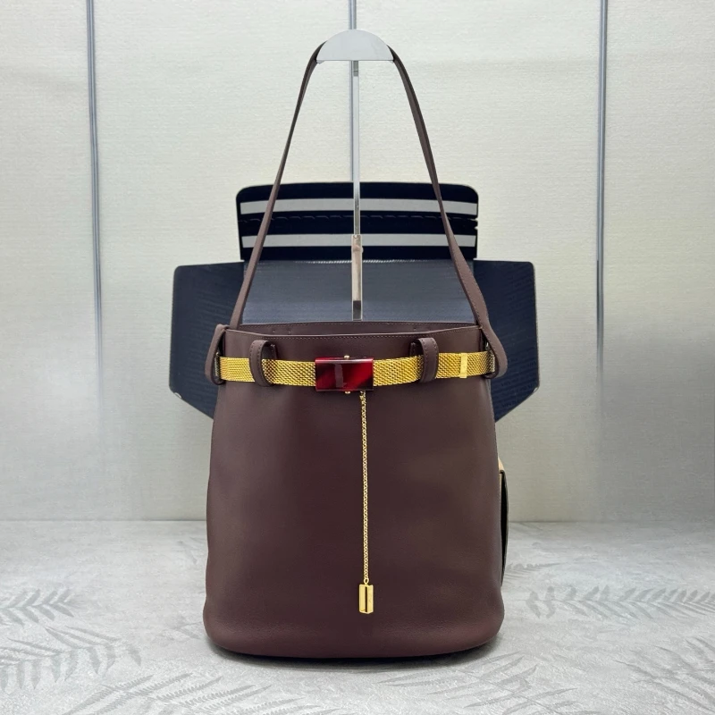 

Luxury Designer Women Bucket Tote Bags High Quality Female Famous Brand Handbag Commuter Shoulder Bag 2025 Trend