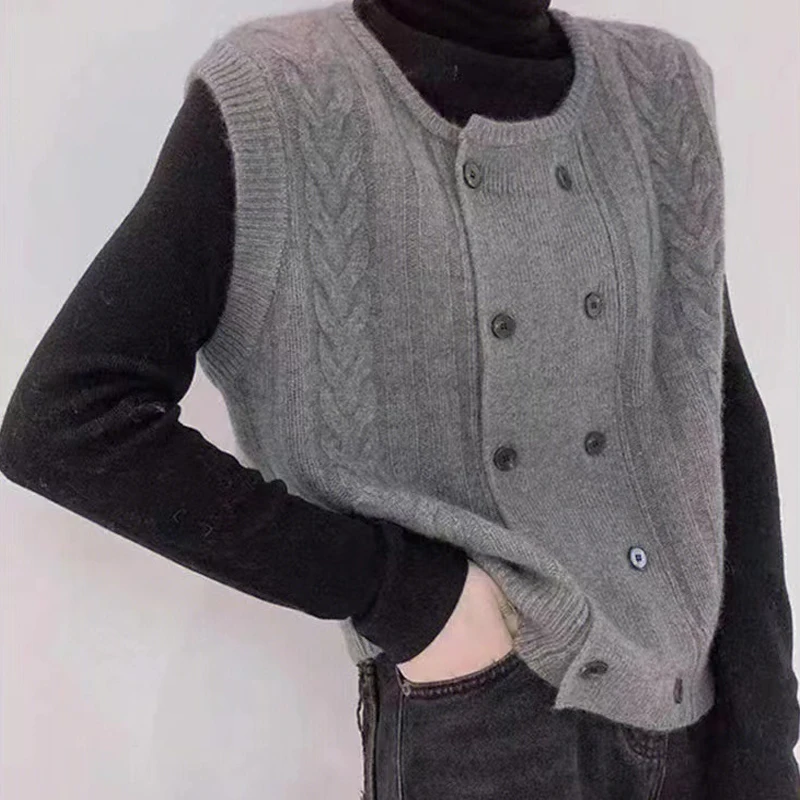 Women Vintage Simple Casual Streetwear Sleeveless Double Breasted Knitted Sweater Vest Y2K Trendy Twist Loose Outewear Waistcoat