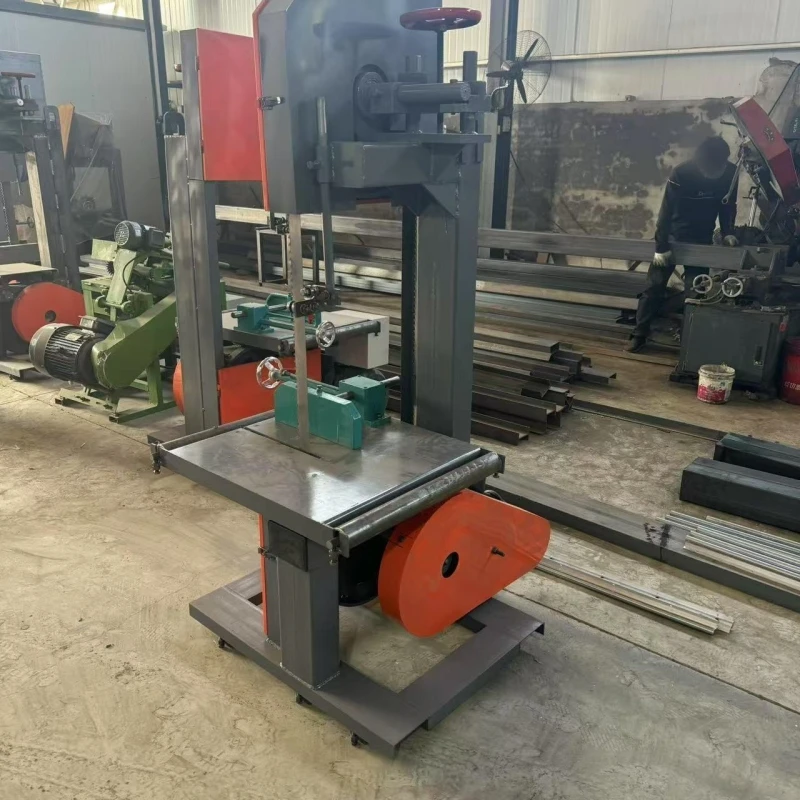 

Professional wood band saw for solid wood cutting, low noise operation, high precision blades