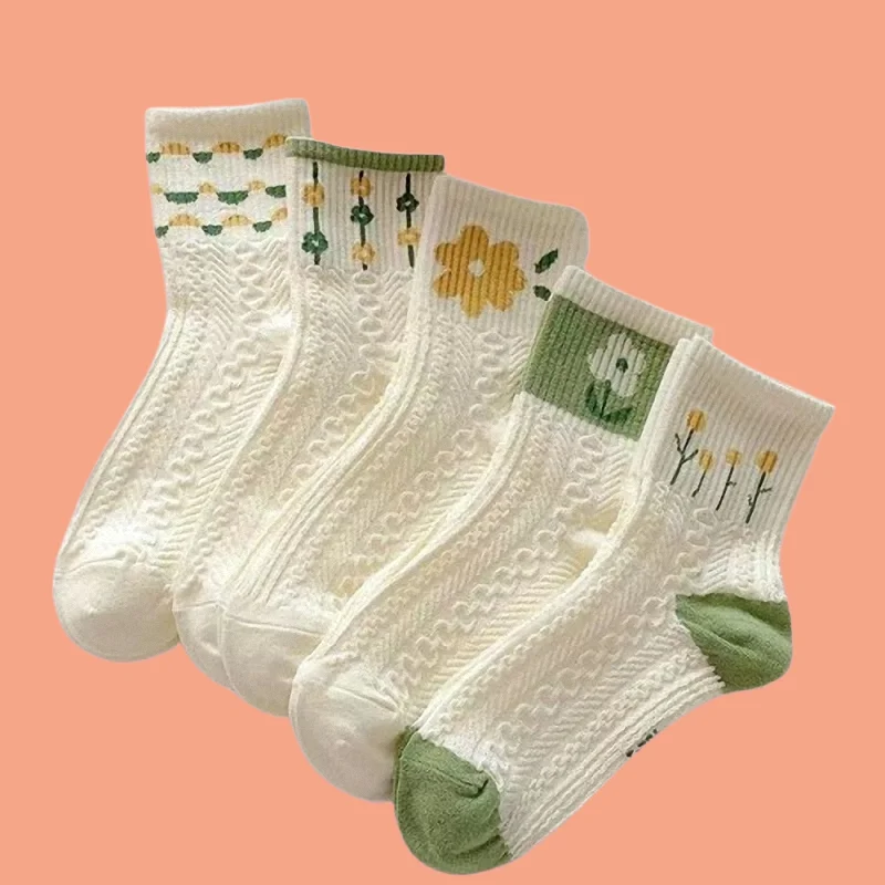 

New 5 Pairs Women's Socks In Summer Mid-tube Socks Versatile Cute College Style Ladies White Breathable Casual Long Socks