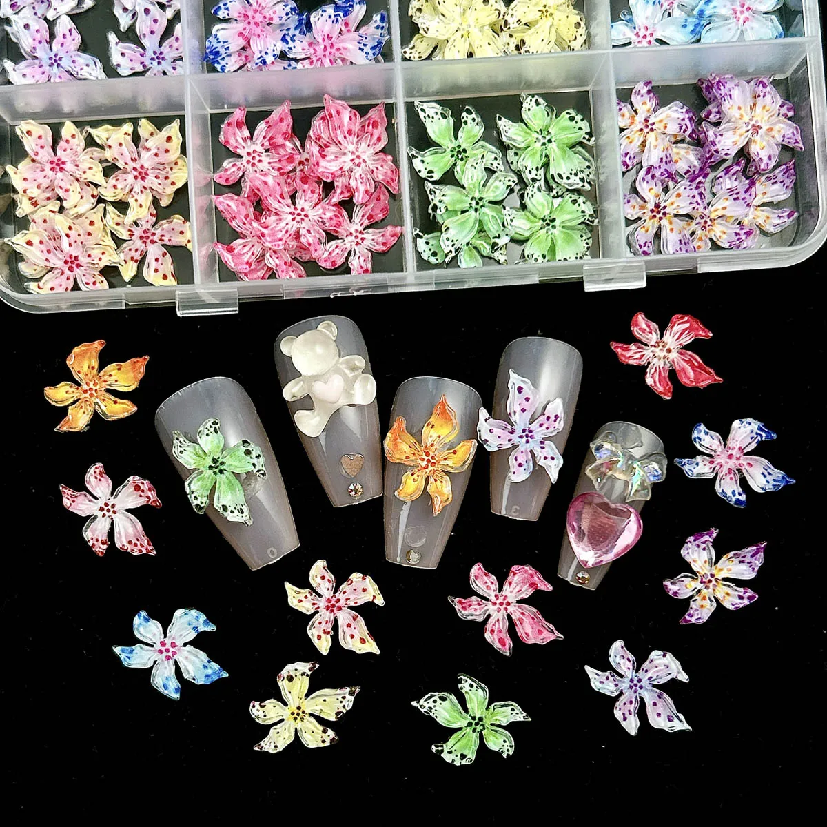 1 scatola di decorazioni creative per unghie in resina con fiori maculati morbidi, colori multipli, ciondoli floreali per unghie dolci ibisco per manicure fai da te