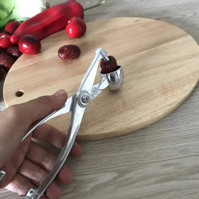 1PC Metal Aluminum Cherry Pitters Olives Pitter Pits Easy Removal Core Squeeze Clamp Seeder Creative Kitchen Tools Nutcracker