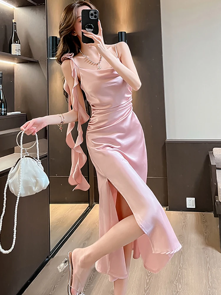 2025 Różowa satynowa plisowana sukienka bodycon z falbanami Seksowna długa sukienka letnia Elegancka sukienka na imprezę taneczną Koreańska luksusowa sukienka wieczorowa dla kobiet