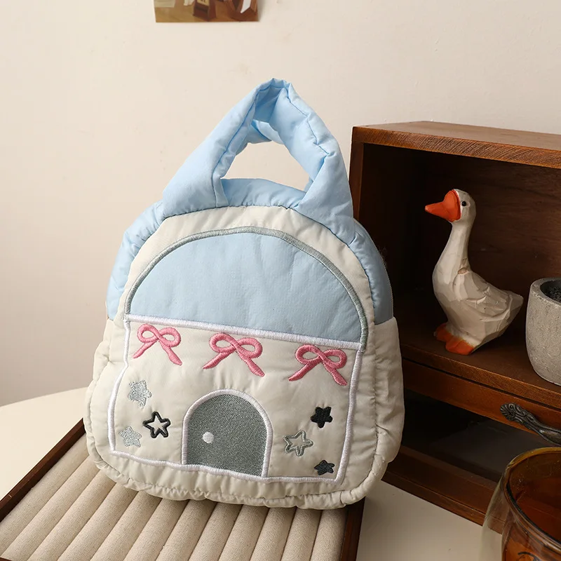 New Embroidered Bow Hand Carry Makeup Organizer Case Cute Casual Cosmetic Organizer Pouch for Women Fashion Makeup Bag