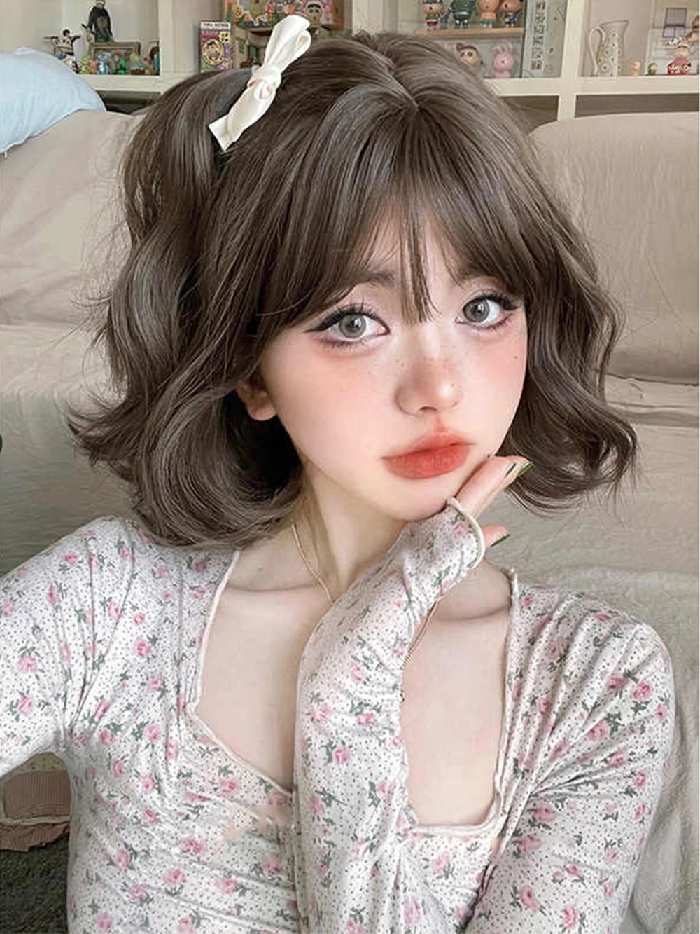 OLACARE Short Curly Wavy Bob Black Synthetic Wig With Fringe Ladies High Temperature Silk Wig Christmas Party Cosplay Daily