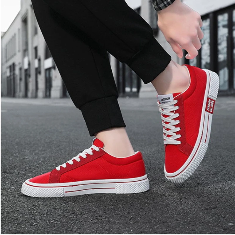 Hot Sale Fashion Red Canvas Shoes Men Classic Low-top Men\'s Canvas Sneakers Harajuku Hip Hop Skateboard Shoes Men Casual Sneaker