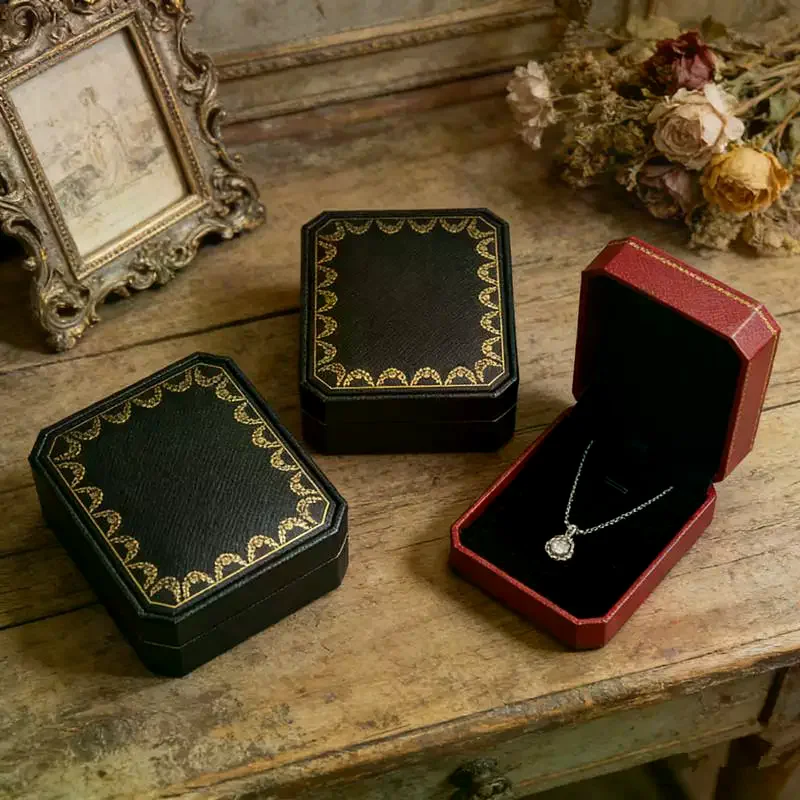 

Necklace Display Box Velvet Lining Sleek Pendant Storage Case Classic Vintage Jewelry Organizer Minimalist Wedding Gift Box