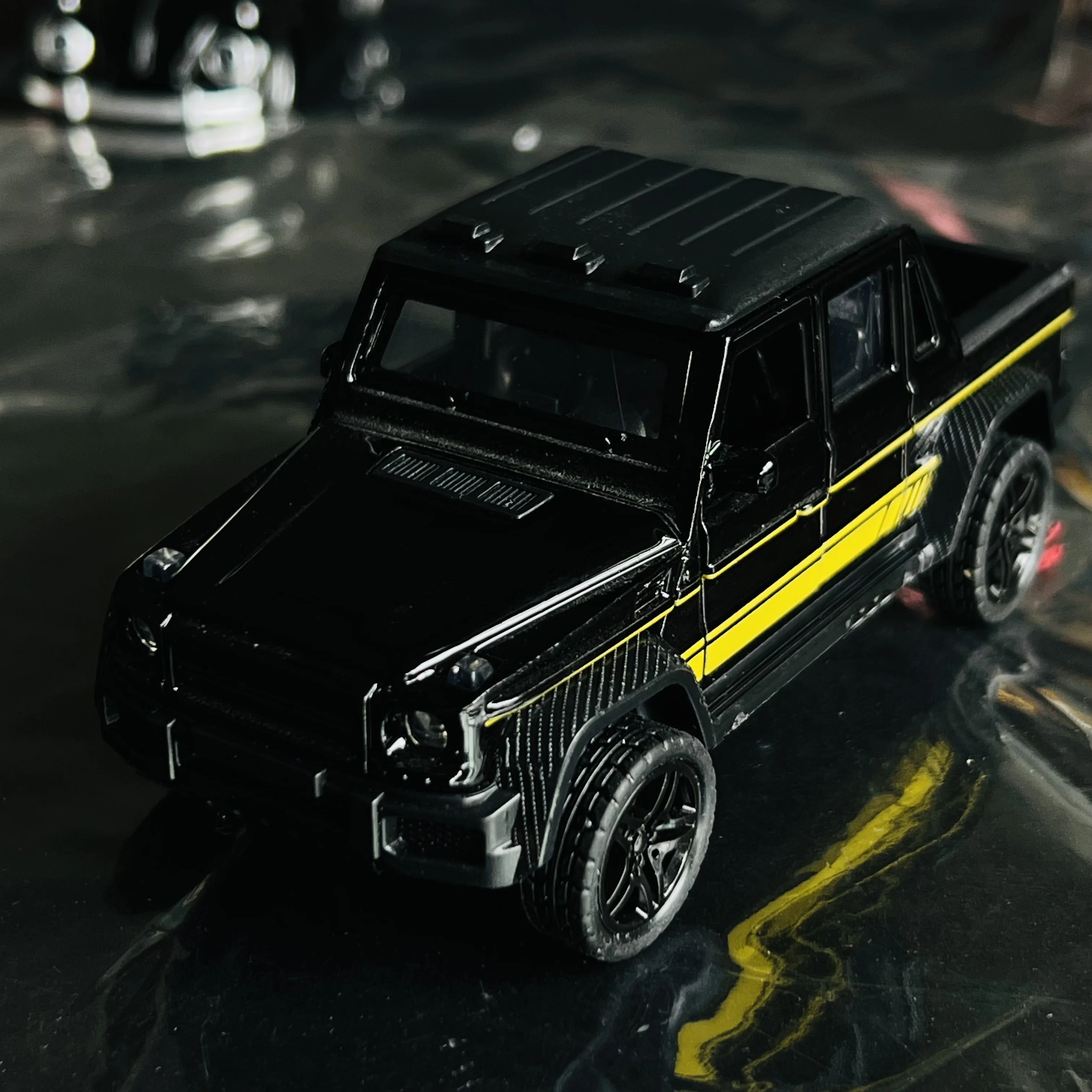 

Модель игрушечного автомобиля из сплава металла, может открывать дверь, внедорожник, модель игрушечного автомобиля, для мальчиков, подарки детям на лето, день рождения, украшение