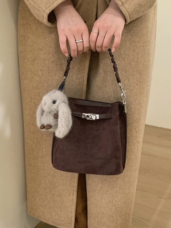 

Retro Buet Bag Women's Crossbody Handbag Commuter Soft PU Leather Single oulder Handle Zipper Closure Casual Simple Sle