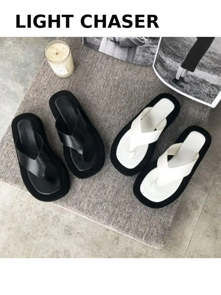 Novelty Thick Bottom Flip Flop Flat Slippers Women Split Toe Platform Leather Slippers Summer Luxury Casual loafers Slippers