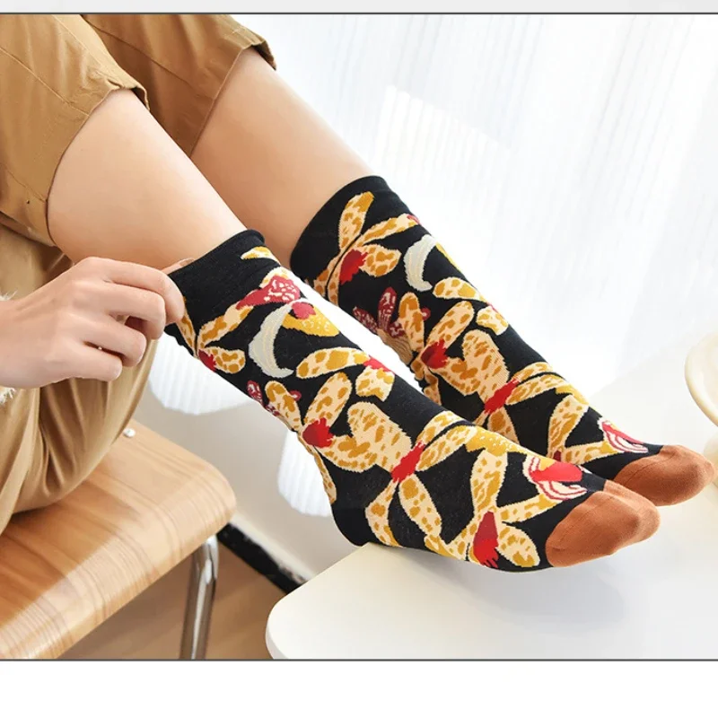 

Trendy and Personalized Men Socks Hip Hop Oil Painting Abstract Sock Mouth Letter Embroidery Autumn Mid Tube Socks Women носки