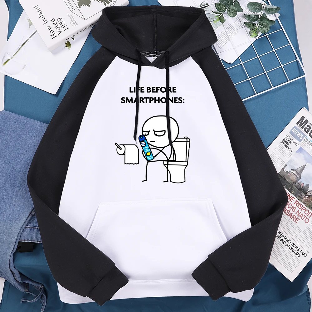 

Life Before Smartphones Cartoon Man On Toilet Prints Men Raglan Hoodies Oversize Warm Streetwear Casual Soft Pullover Male Hoody