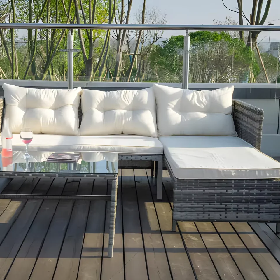

Factory Made Modern Design PE Rattan Garden Sofa with Table for Resort Hotel Garden Leisure