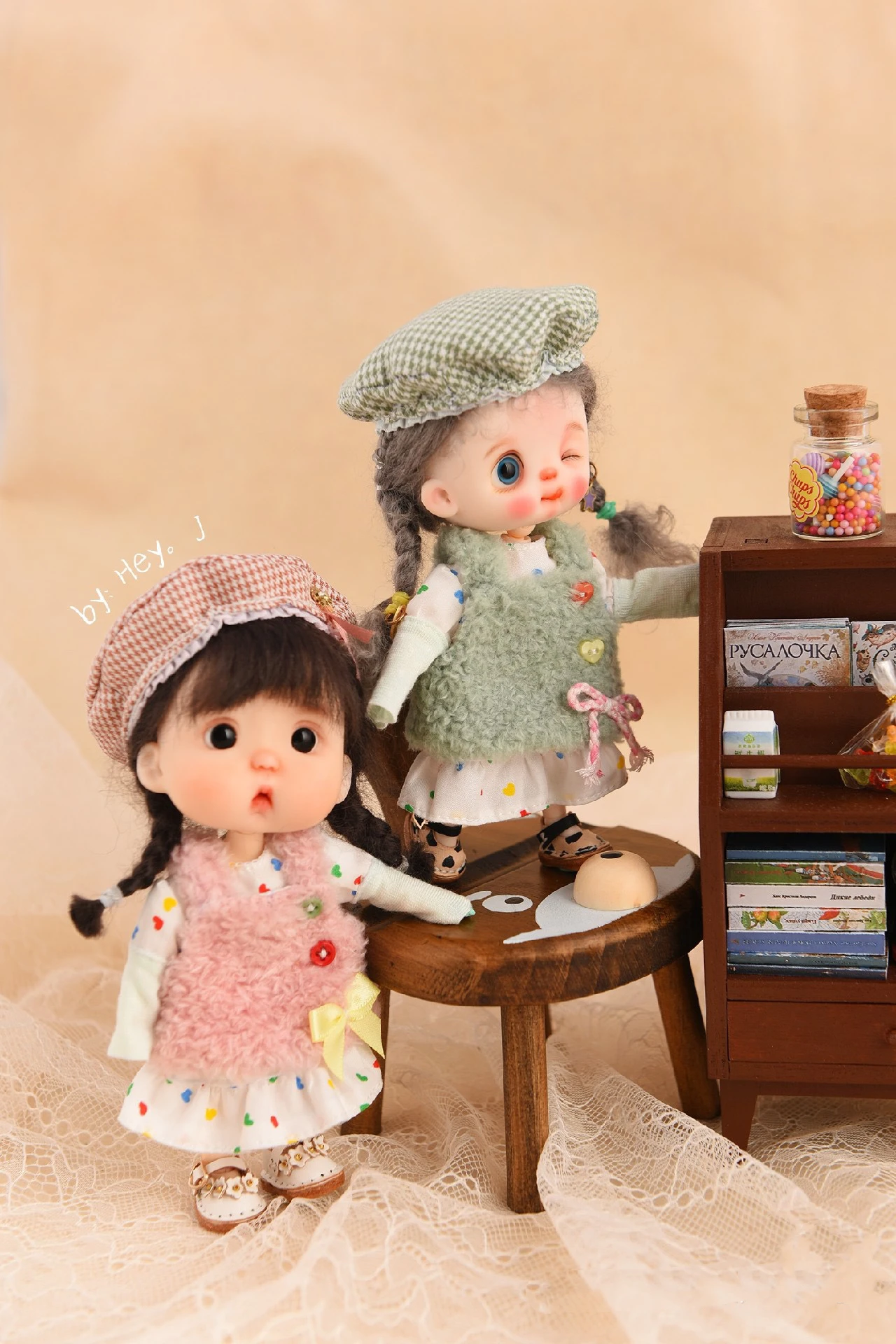 Ob11 Bjd doll clothes Love plush vest beret