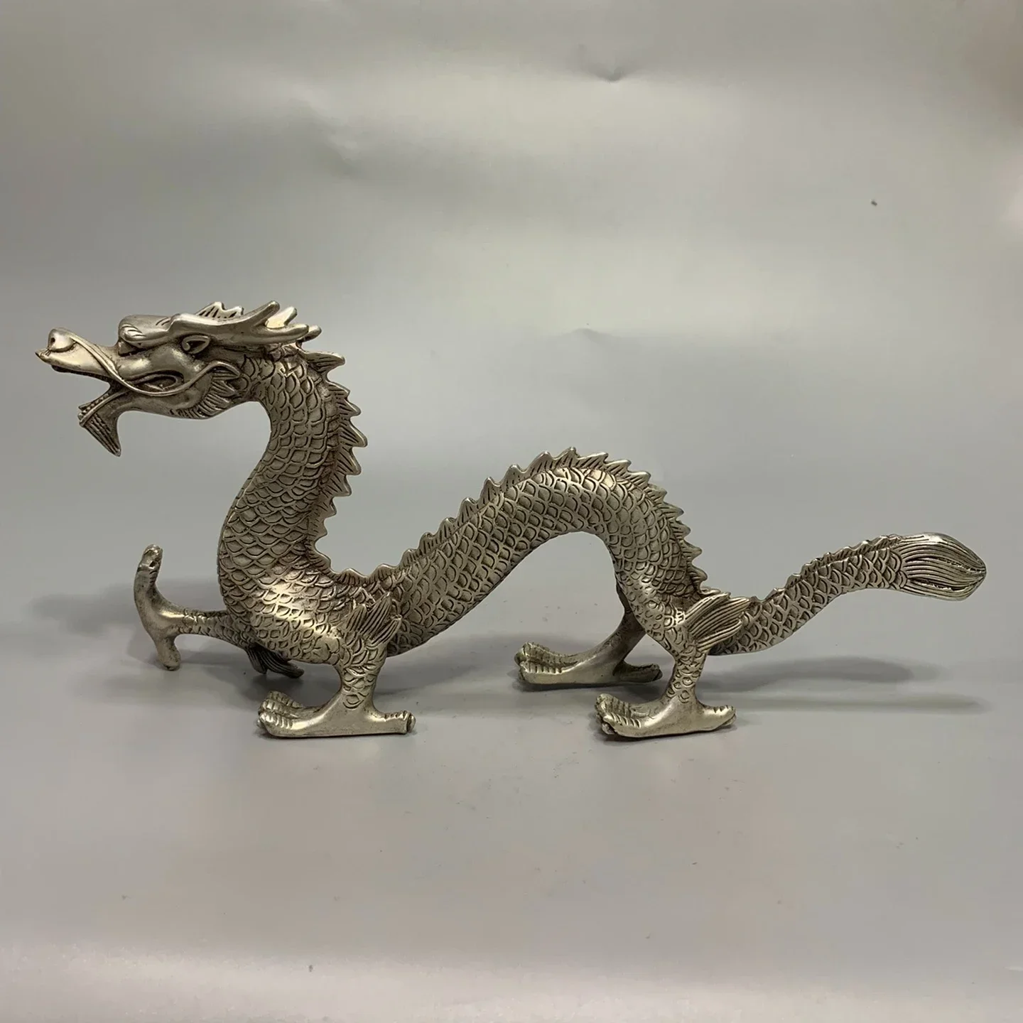 Decorated Silver Carving Lifelike Dragon Rare Noble Statues Tibetan Silver Decoration Brass