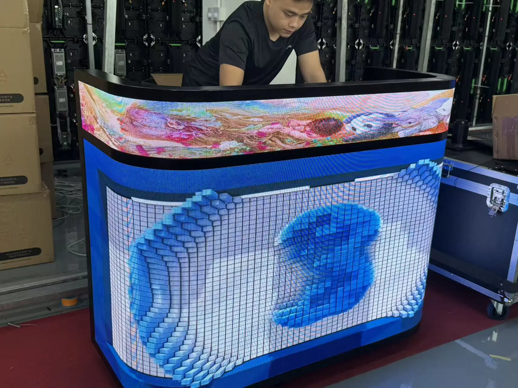 Factory Wholesale P2.5 Portable Panel Innovative Dj Table Booth Led Display for Disco and Bar Stage Decoration