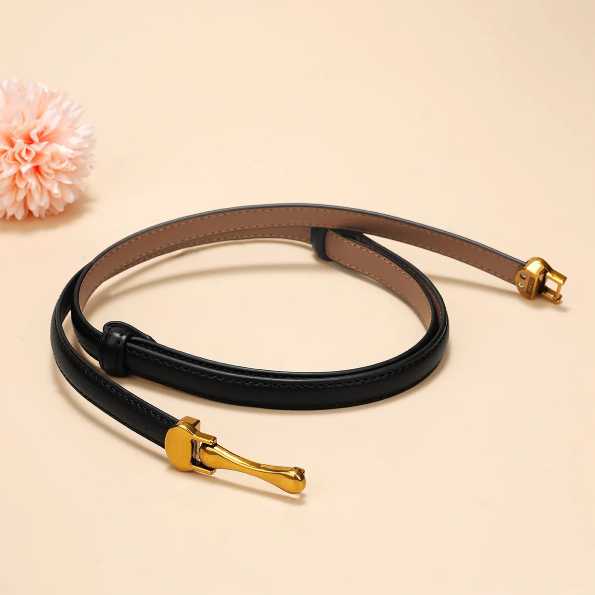 Ladies new genuine leather belt, fashionable and casual all-match belt, high-end niche simple accessory belt