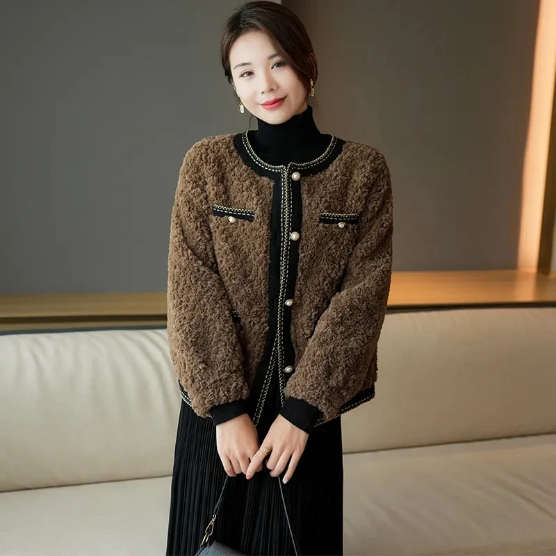 Winter New Women Temperament Celebrity Coat Female Round Neck Versatile Imitate Leather and Fur One Piece Lamb Plush Short Coat