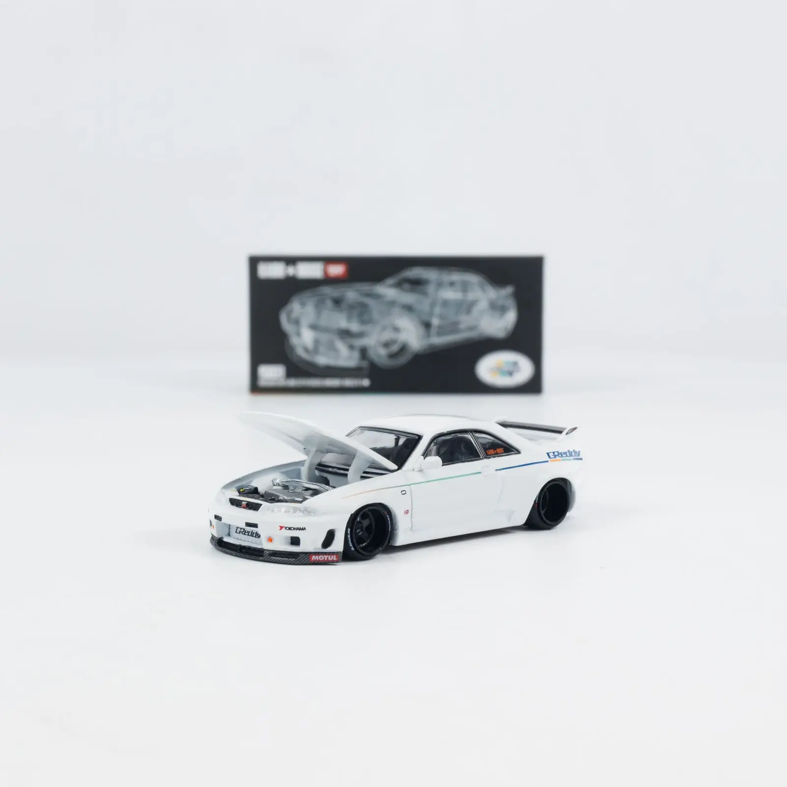 In Stock MINI GT KAIDO HOUSE 1:64  R33 Datsun 510  Pickup