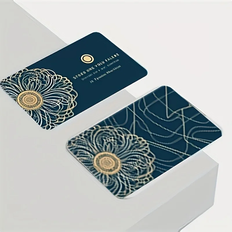 

100 шт. визитных карточек из ПВХ с индивидуальной печатью и бесплатным лакированием Spot UV для продвижения элитных брендов