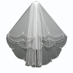 Hot Sale Short Wedding VeilsHandmade Beaded Edge White Ivory Woman Bridal Veils with Comb Wedding Accessories