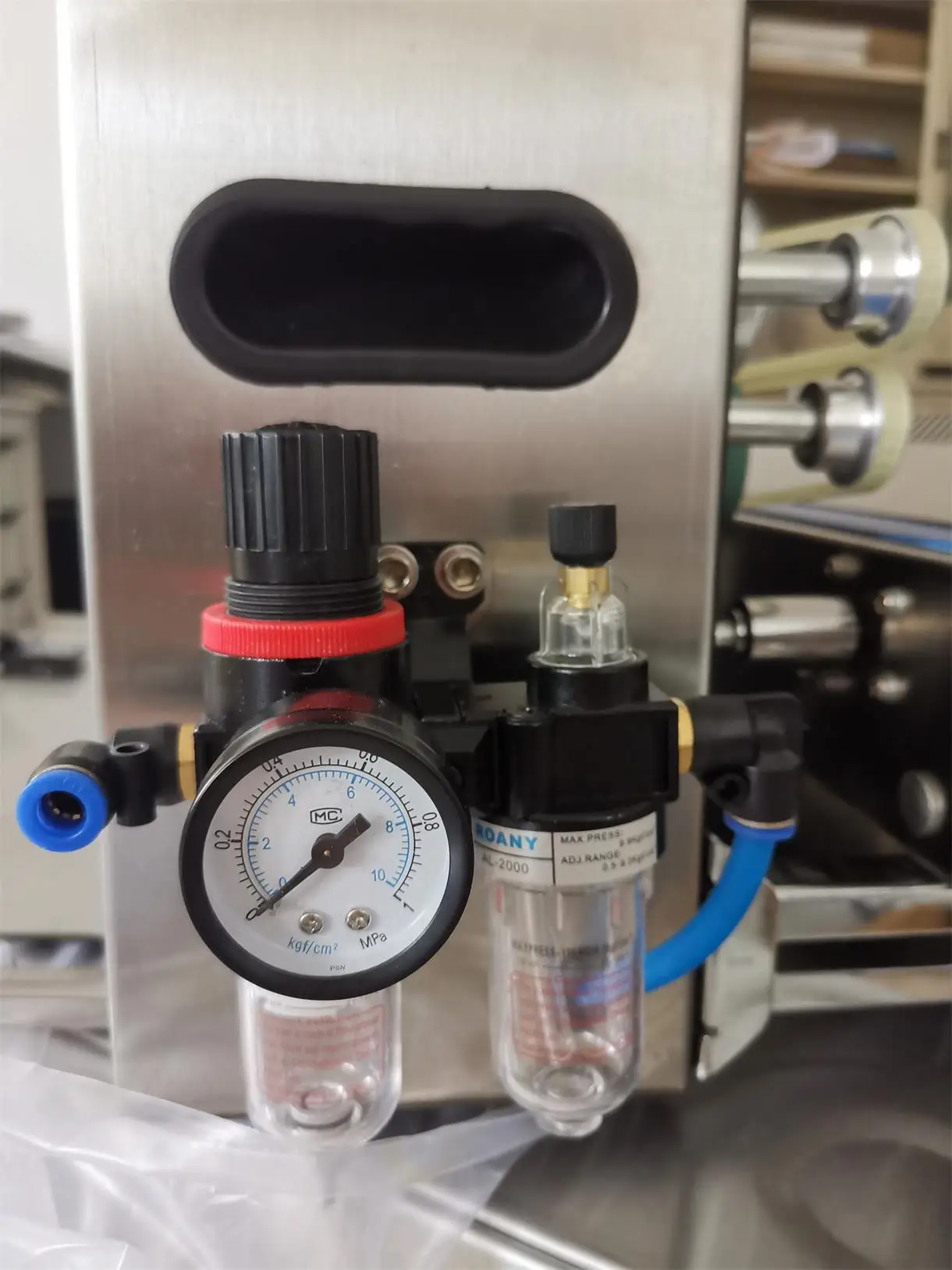 Automatic Vertical Nitrogen Gas Flushing Motor Bag Machine Plastic Bag Packet Heat Sealing Continuous Band Sealer