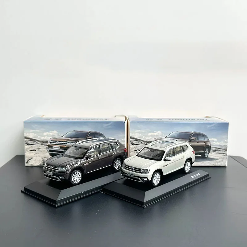 1:43 Scale TERAMONT Alloy Car Model Collection Ornaments